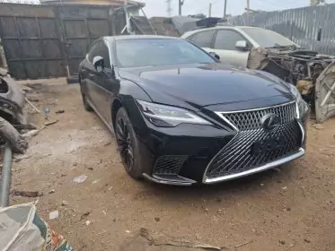 Lexus LS 500