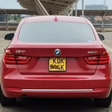 BMW 320i