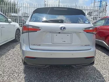 Lexus NX300h Hybrid