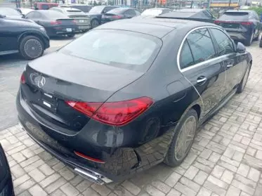 Mercedes-Benz C 300