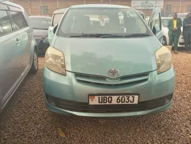 Toyota Passo Sette