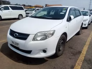 Toyota Fielder 