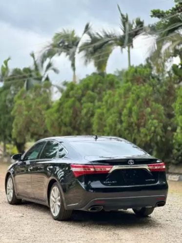 Toyota Avalon