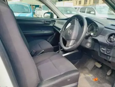 Toyota Fielder 