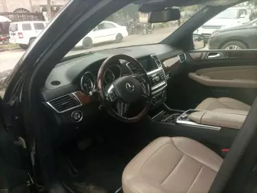 Mercedes-Benz ML 350