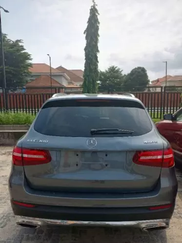 Mercedes-Benz GLC 300