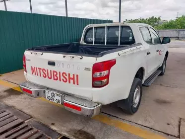 Mitsubishi L200 D/C GL Did