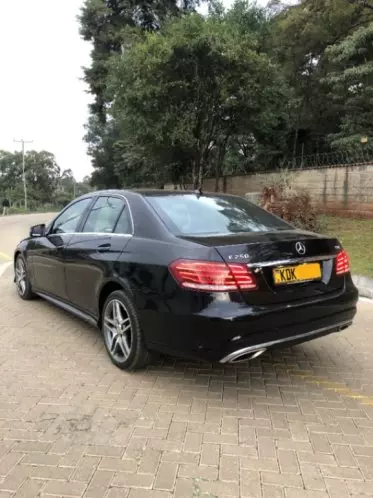 Mercedes-Benz E250