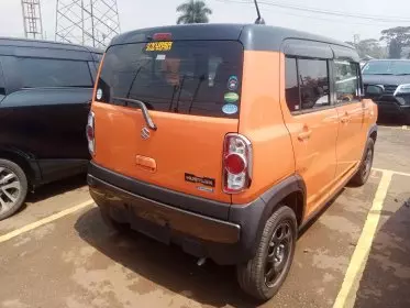 SUZUKI Hustler