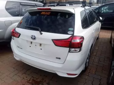 Toyota Fielder hybrid