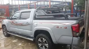 Toyota Tacoma