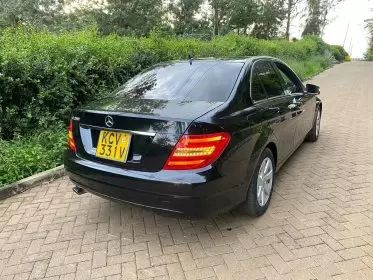 Mercedes-Benz C 200