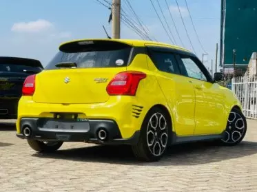 SUZUKI Swift RS