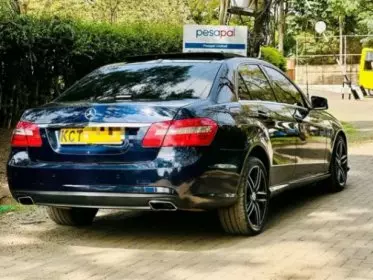Mercedes-Benz E250