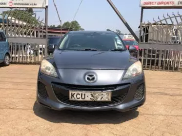 Mazda Axela 