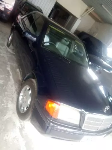 Mercedes-Benz C220