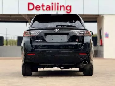 Toyota Harrier GR