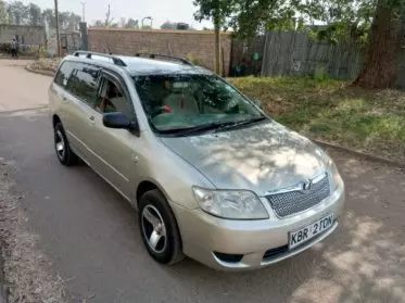 Toyota Fielder
