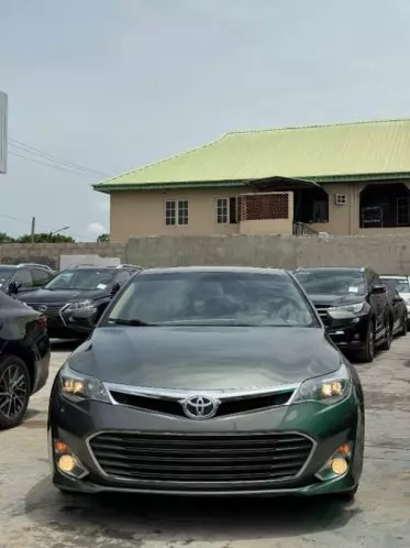 Toyota Avalon