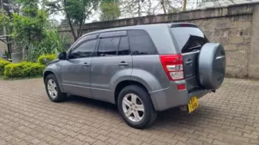 SUZUKI Escudo 