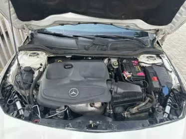 Mercedes-Benz CLA 220