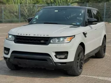 Land Rover RANGE ROVER SPORT HST 