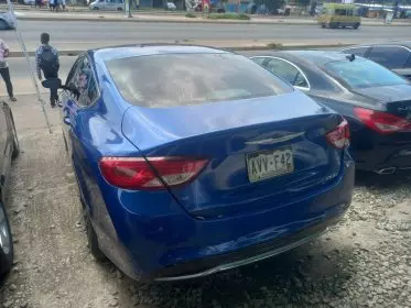 Chrysler 200