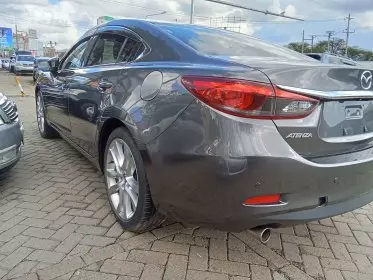 Mazda Atenza 