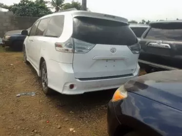 Toyota Sienna