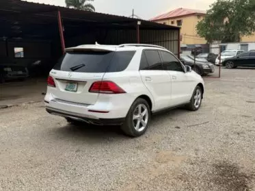 Mercedes-Benz GLE 350
