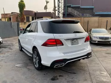 Mercedes-Benz ML 350