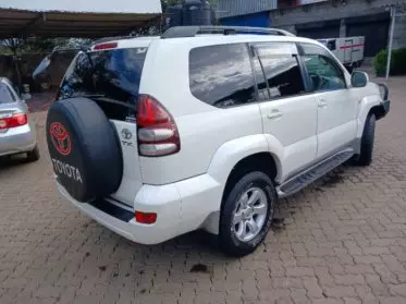 Toyota Landcruiser Prado