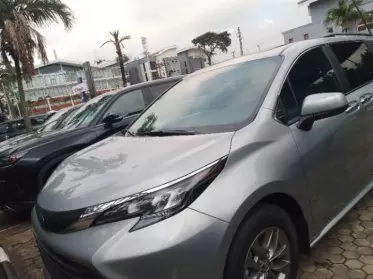 Toyota Sienna