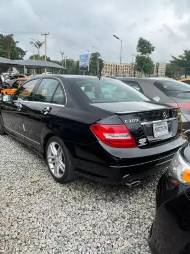 Mercedes-Benz C 300