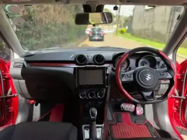 SUZUKI Swift