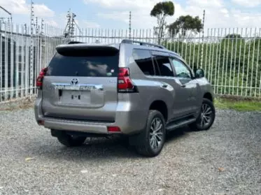 Toyota Landcruiser prado TX.L