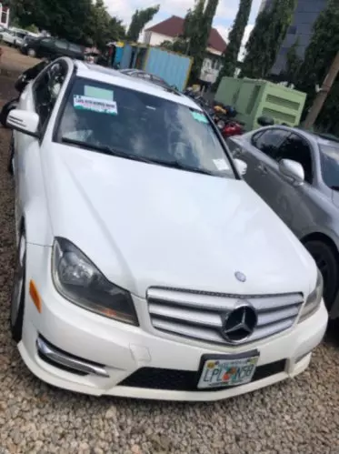 Mercedes-Benz C 300