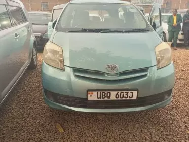Toyota Passo Sette