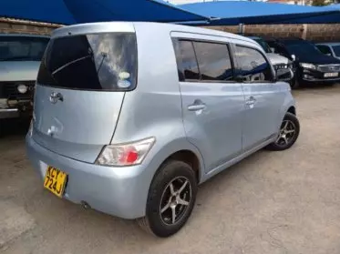 Toyota Bb
