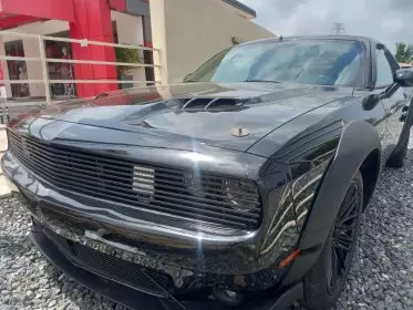 Dodge Challenger