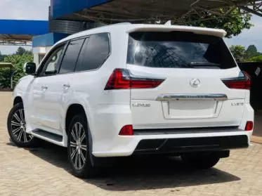 Lexus LX 570