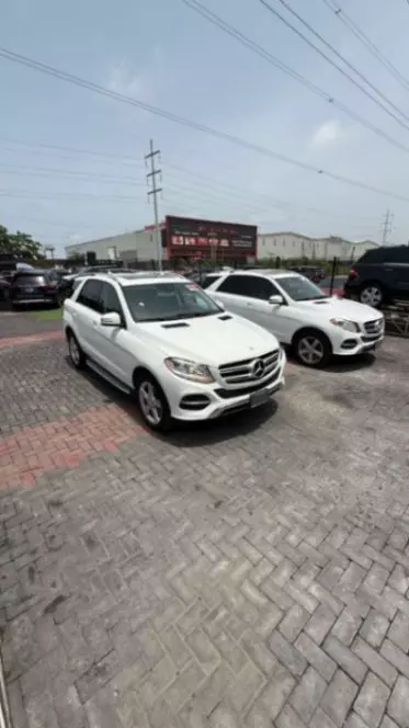 Mercedes-Benz GLE 350