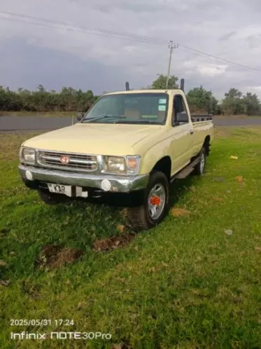 Nissan PickUp