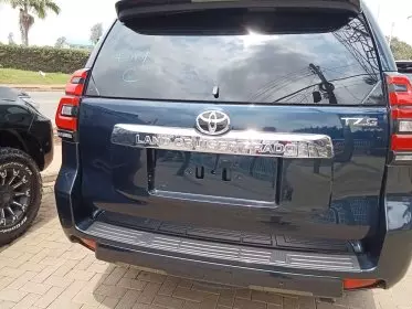 Toyota Land Cruiser Prado TX L