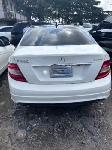 Mercedes-Benz C 300