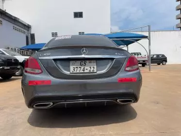 Mercedes-Benz C 300