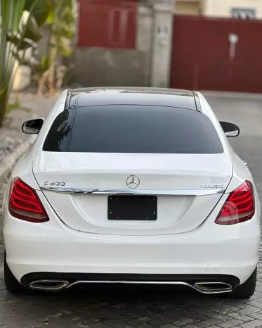 Mercedes-Benz C 300