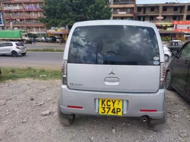 Mitsubishi EK wagon