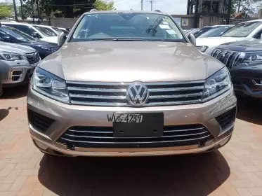 Volkswagen Touareg