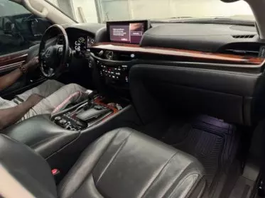 Lexus LX 570